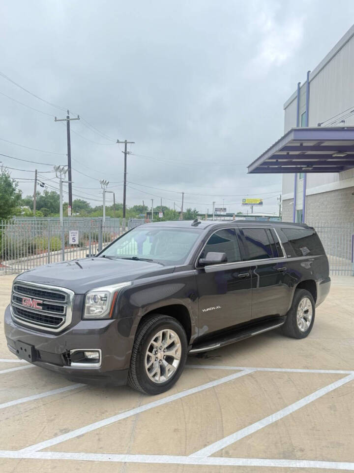 gmc yukon xl 2017 1GKS1GKC2HR295443 image gmc yukon xl 2017 1GKS1GKC2HR295443 image